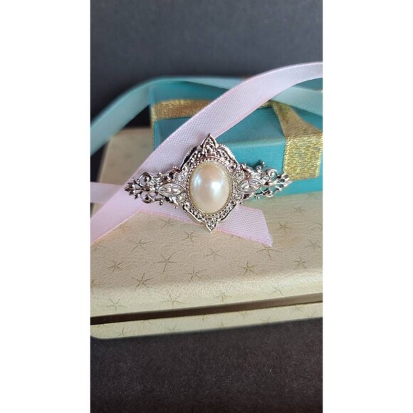 Faux Pearl and Rhinestone Brooch - Picture 1 of 10